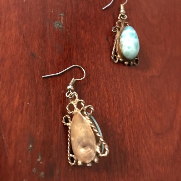 Earring - Picture 4 of 4